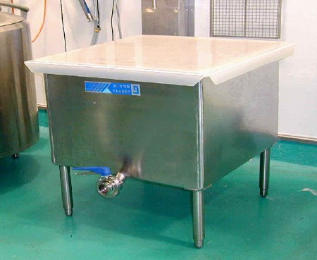 <?php echo #Cheese Vat with Pneumatic Stirrer ?>
