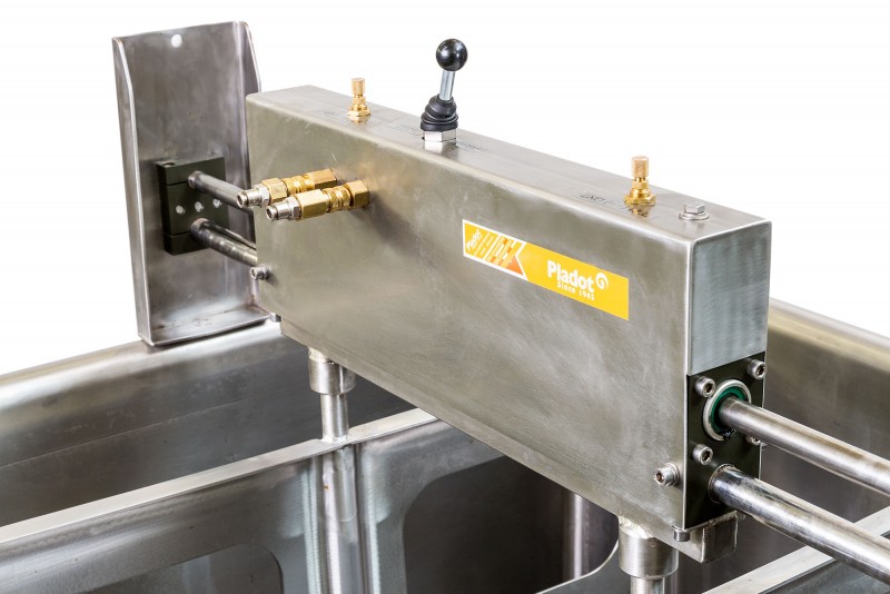 <?php echo #Cheese Vat with Pneumatic Stirrer ?>